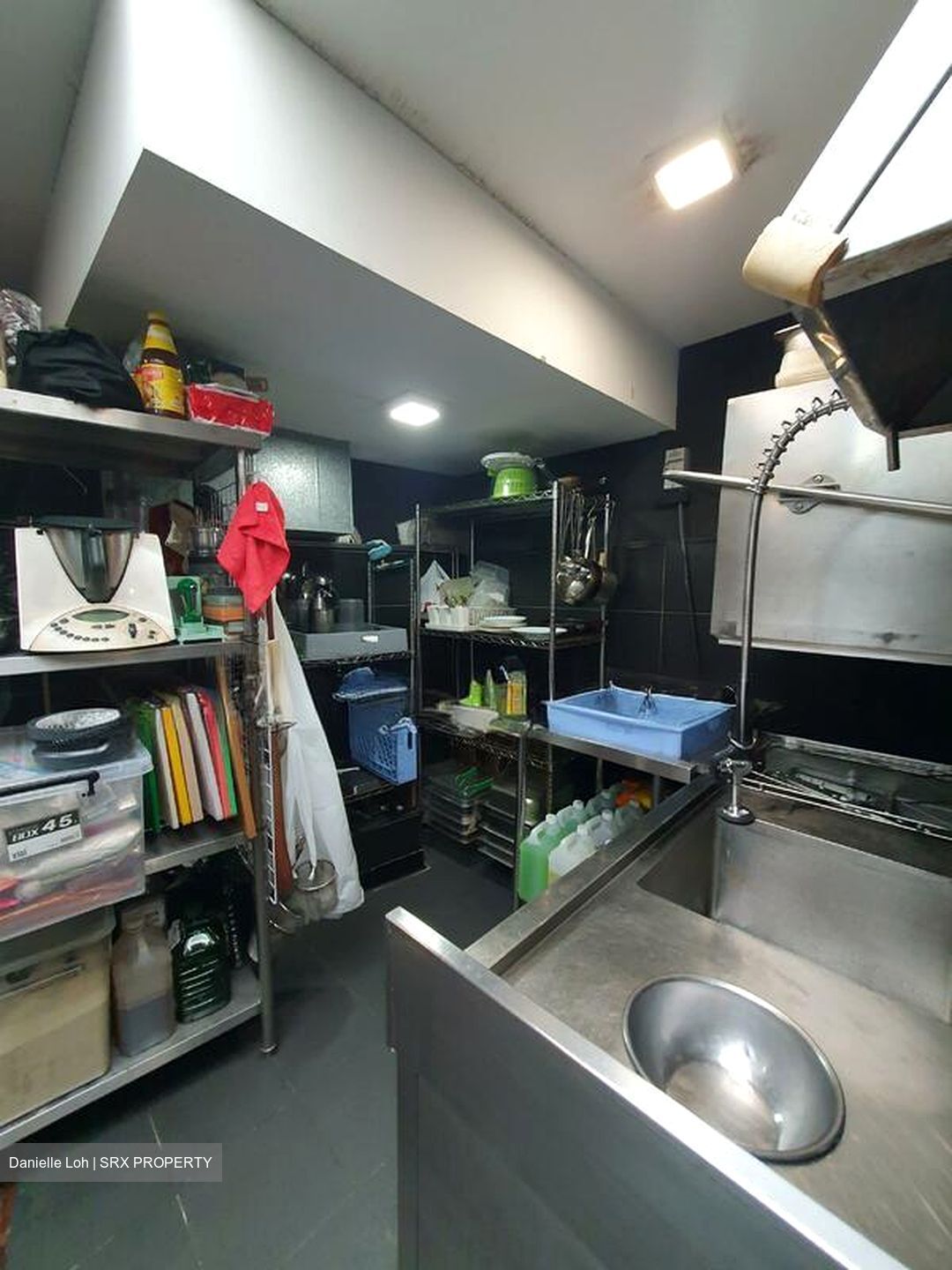 Tanjong Pagar Conservation Area (D2), Retail #498564541